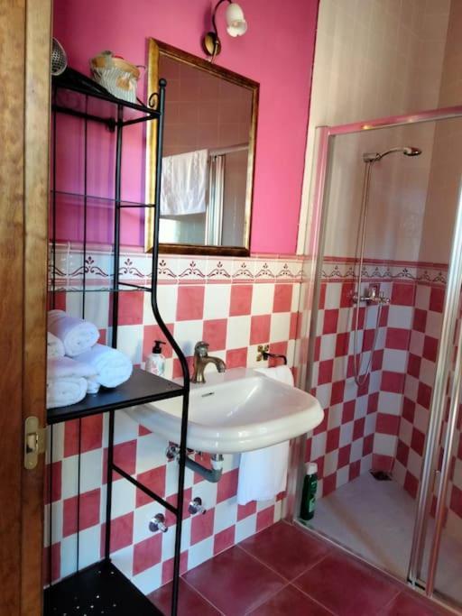 La Casina Roja - Santolaya De Cabranes Villa Arboleya Kültér fotó